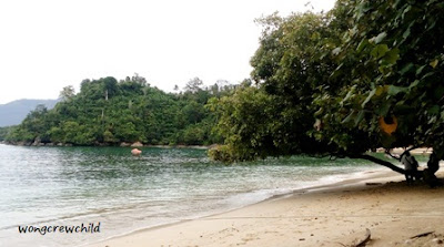 alamat pantai karanggomgso trenggalek