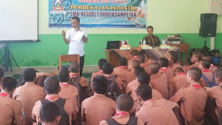 Pembekalan industri siswa SMK