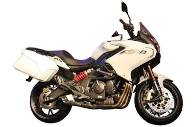 Benelli TNT 600 GT side decky