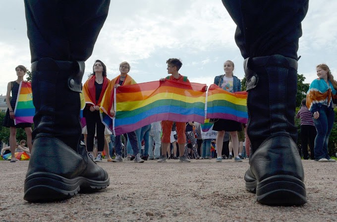 Az orosz Szövetségi Tanács egyhangúlag jóváhagyta az LMBT-propagandát tiltó törvényt
