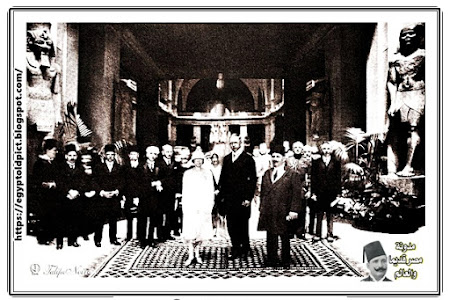 ملك مصر فؤاد الأول في متحف القاهرة مع الملك ألبرت الأول والملكة إليزابيث ملكة بلجيكا أثناء زيارتهما لمصر عام 1930
