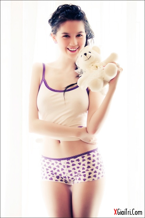 Nóng bỏng từng đường cong