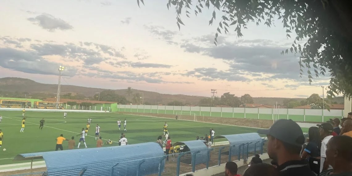PARTIDAS ACIRRADAS ESQUENTAM BRIGA POR VAGA NA PRÓXIMA FASE DO CAMPEONATO DE FUTEBOL DE RIACHÃO DAS NEVES