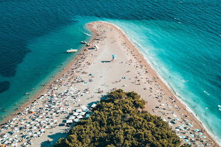 https://www.croatialuxuryrent.com/