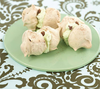 Cocoa-Mint-Meringues-Recipe