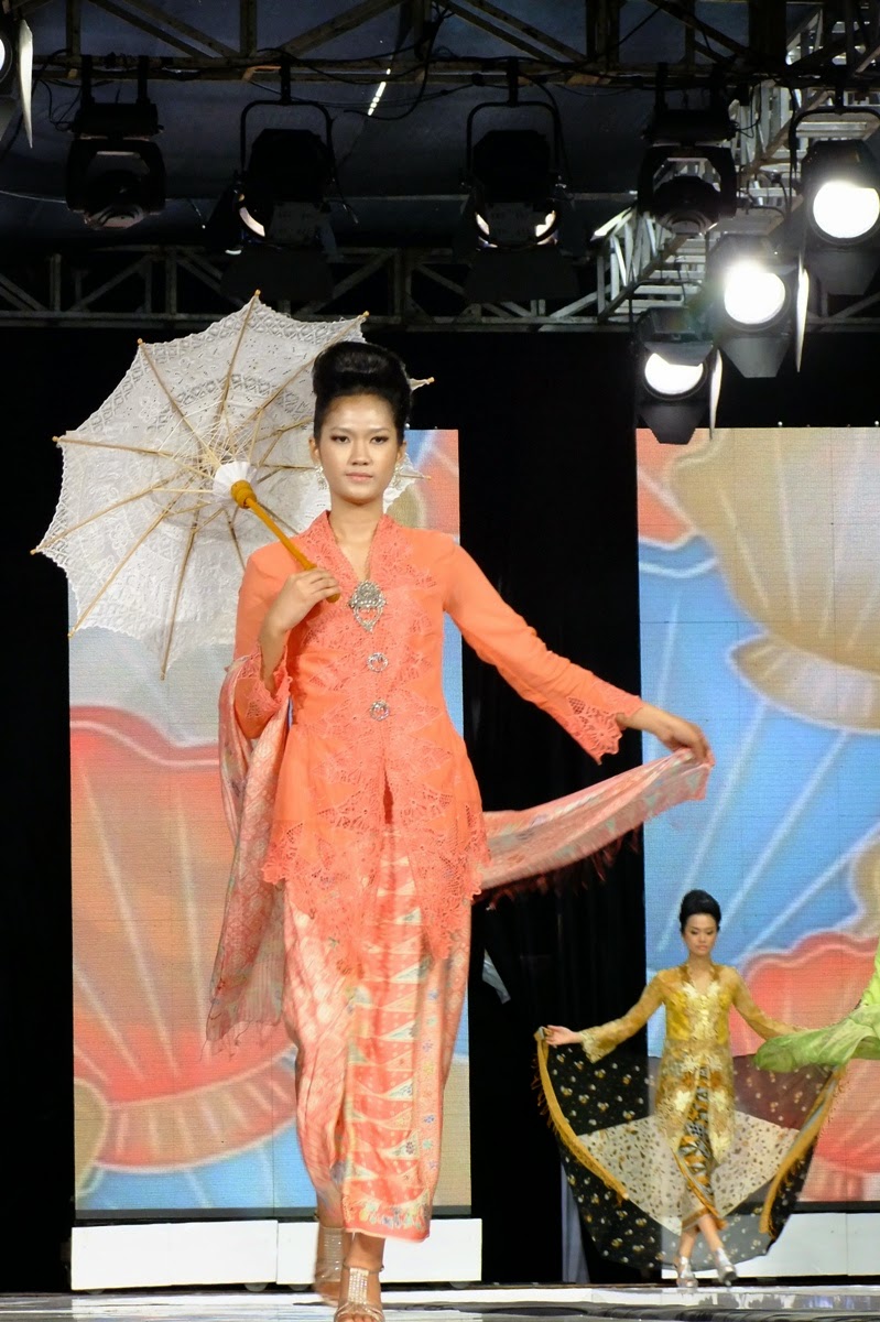 Kumpulan Foto Model Baju  Kebaya  Era  60 An  Trend Baju  Kebaya 