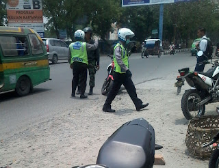 seorang pria merasa bersalah menyerahkan diri ke Satreskrim Polresta Banda Aceh. 