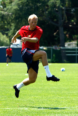 Eidur Smari Gudjohnsen  Training