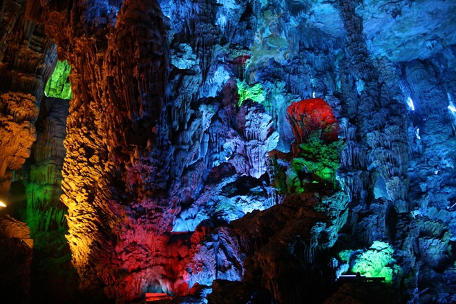 Cuevas Reed Flute Cave en China