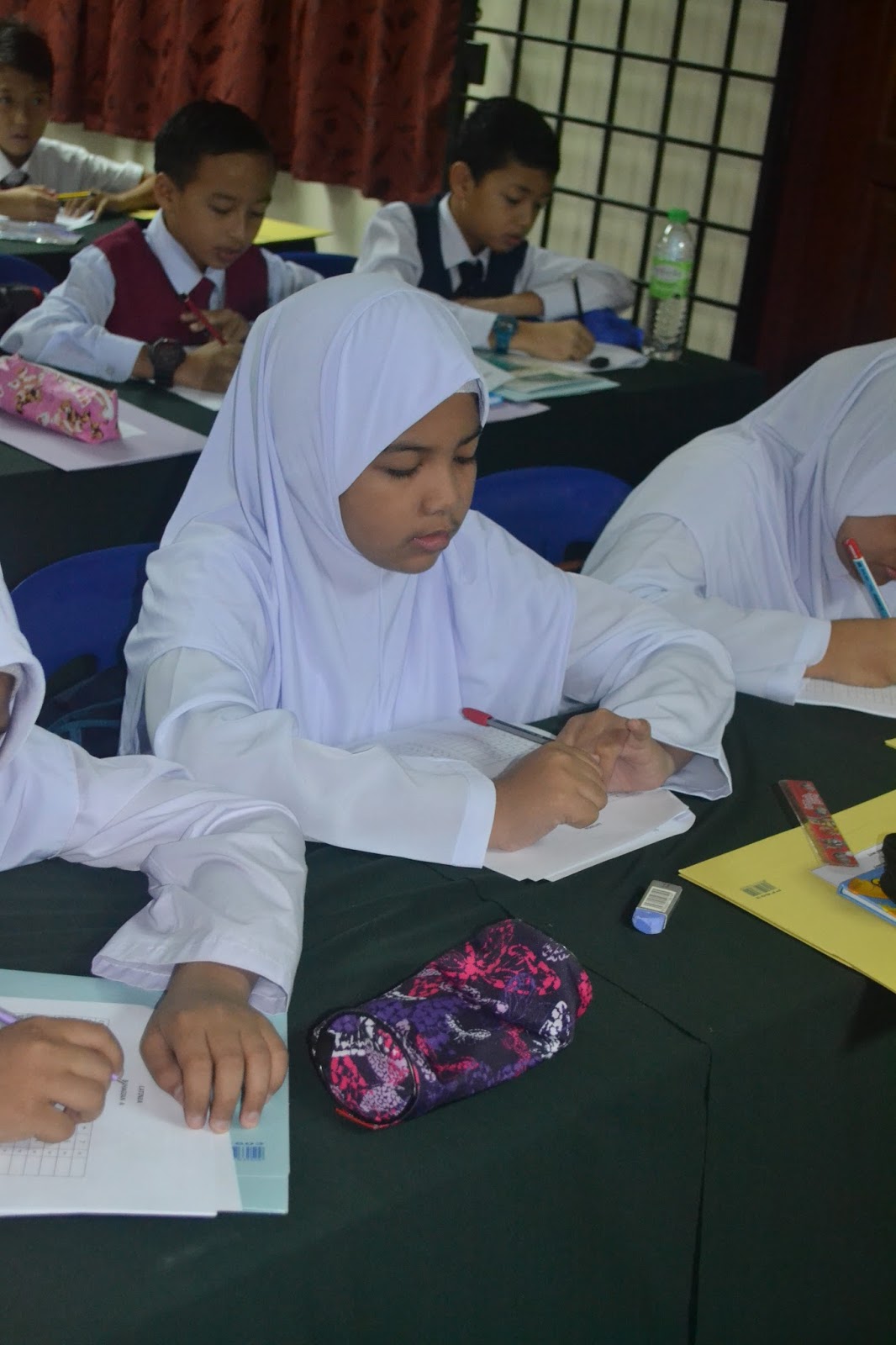 SELAMAT DATANG: KEM MENJAWAB SOALAN MATEMATIK UPSR 2017