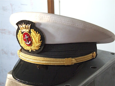 officer's hat