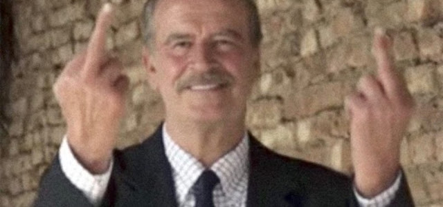 Redes reaccionan con foto de Vicente Fox,  señalan que tiene 6 dedos en los pies