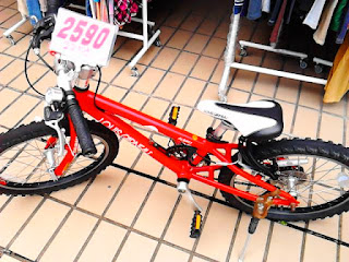 中古品　自転車　２０インチ　２５９０円