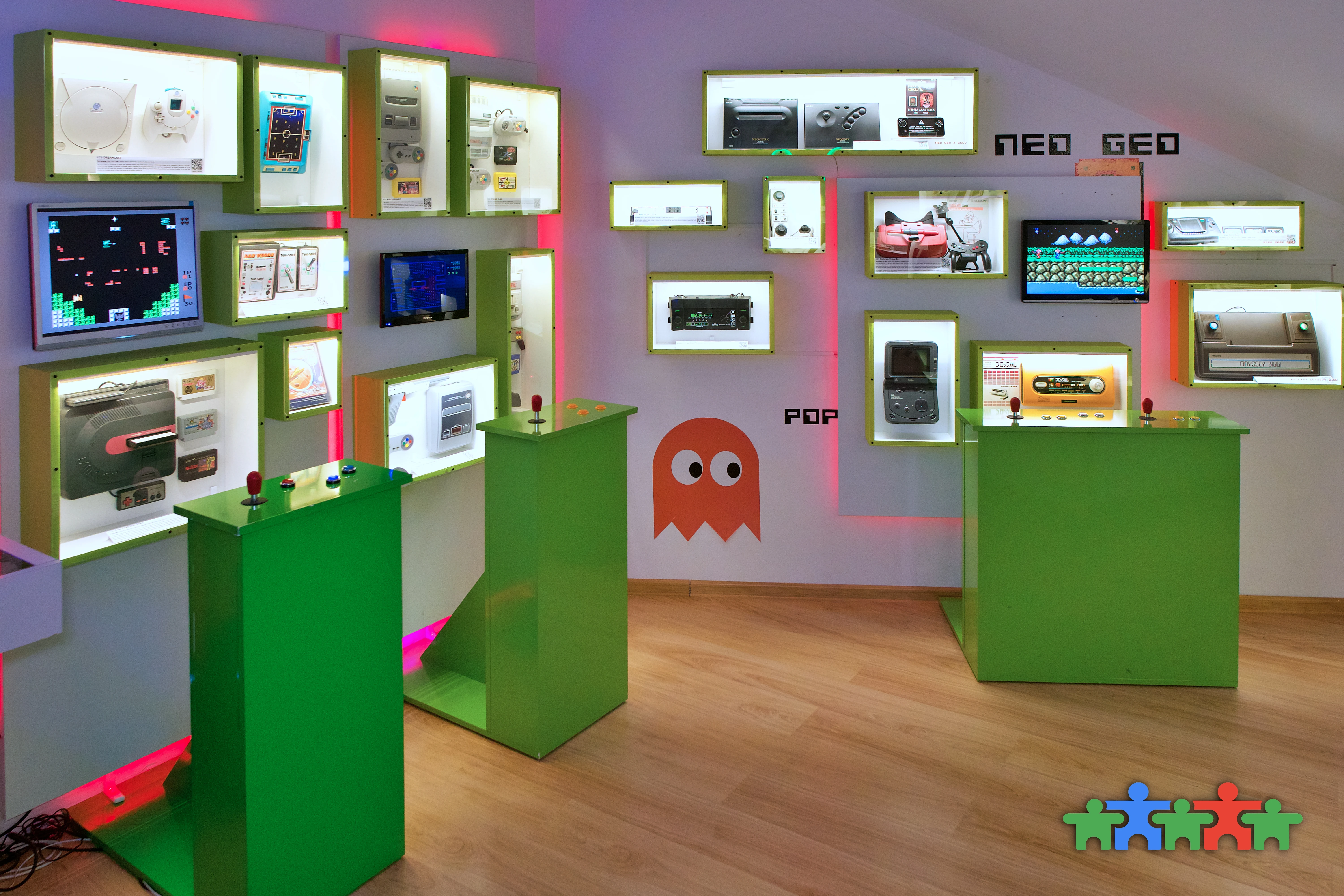 Prywatne Muzea w Karpaczu: Techniki i Budowli Klocków LEGO oraz Konsol i Gier Video