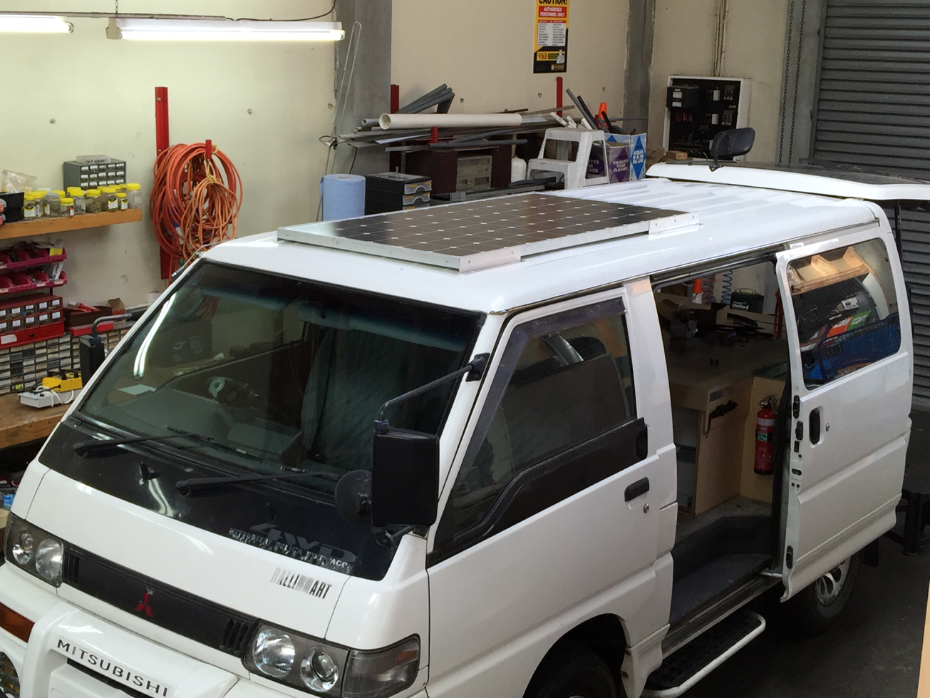 200%20watt%20/%2024v%20solar%20panel%20