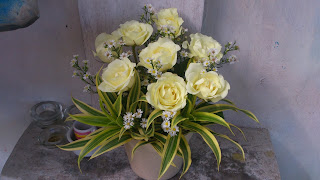  floral design, floristry, flower arrangement, flowers, sympathy fowers