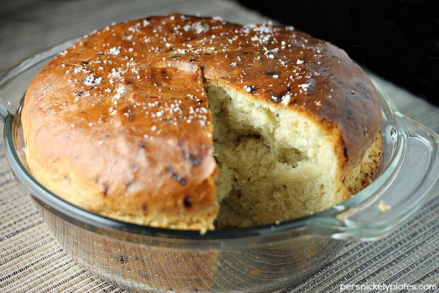 Onion Dill Bread by Persnickety Plates