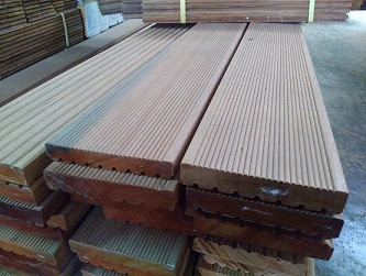 Mengenal Decking kayu Bengkirai sebagai lantai kayu outdoor terlaris