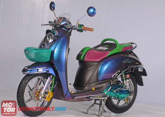 Kumpulan Modifikasi  Motor Matic Honda Scoopy  SAM Berita