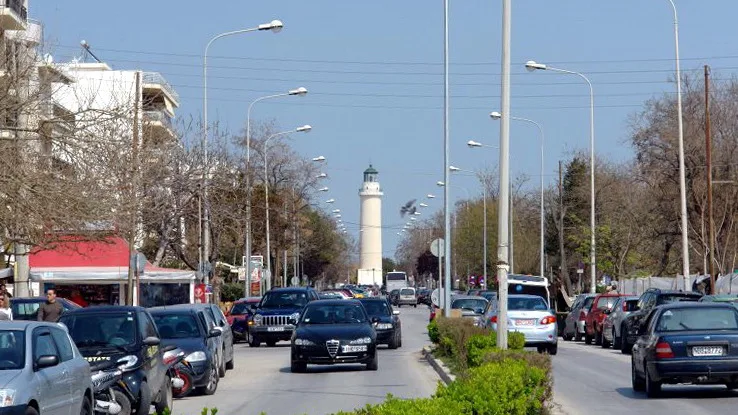 Λάθος απόφαση να στενέψει και να μονοδρομηθεί η παραλιακή λεωφόρος της Αλεξανδρούπολης