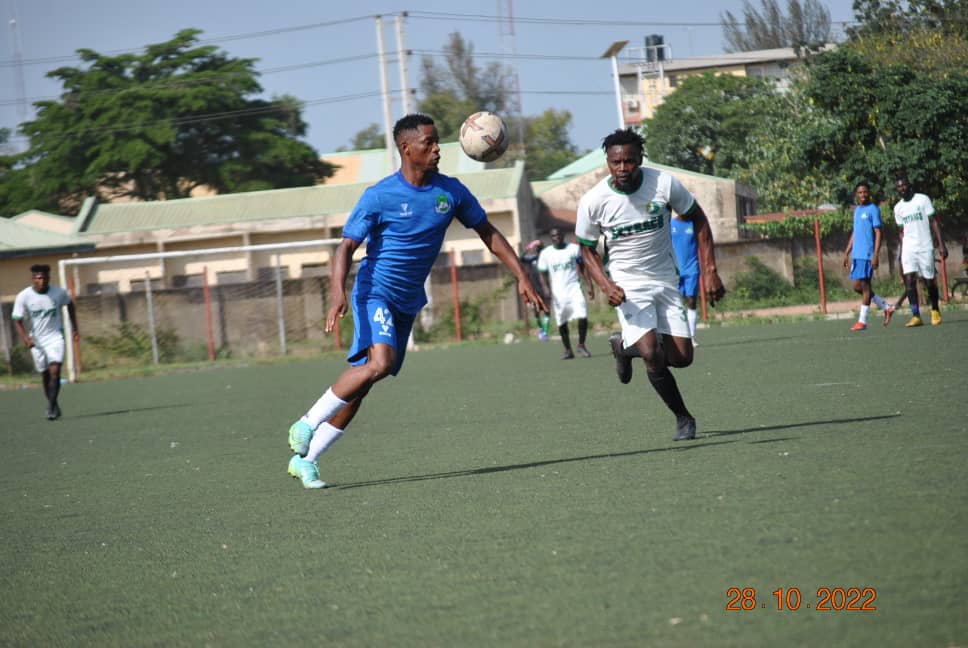 *UNITY PRE-SEASON TOURNEY: NASARAWA UNITED BREEZE INTO FINAL*  A 29th minute acrobatic goal by Oche Josiah was all Nasarawa United needed in their Semi-final clash against hard-fighting SETRACO FC of Abuja on Friday afternoon to book a final place at the 2022/23 Unity Pre-Season Tournament holding in Abuja, Nigeria's Capital City.  The Solid Miners will be playing in their second consecutive final since the competition started last year, after coming up as runners-up in the 2021/22 edition against Plateau United.  To get to this stage, United dismantled Mailantarki FC 2-0 in their opening group game; defeated Like Minds FC 2-1 in their last group match before pipping City FC 1-0 in the Quarter-finals tie.  The Lafia-based Club will slug it out with another Abuja-based Nigeria National League side and border neighbours, EFCC FC, in the final slated for Saturday, 29th October, 2022, at the popular Area 3 Football Field, Abuja, by 3pm, after the Club shocked Nigeria Professional Football League giants, Lobi Stars FC of Makurdi 4-3 on penalty shootout after regulation time ended in a goalless stalemate in the other Semi-final clash encounter decided on Friday evening.  Nasarawa United are playing their third Pre-Season Tournament finals in their history, the first being at the 2019/20 Ahlan Pre-Season Tournament in Kano where they emerged champions after beating El-Kanemi Warriors 1-0 on 16th October, 2019.  The Club ended the 2021/22 Unity Pre-Season Tournament as runners-up, narrowly losing to North-Central neighbours and fellow NPFL counterparts, Plateau United 0-1, on November 7th, 2021.  With experienced Coach Bala Nikyu still in charge of the Solid Miners, the aim will be to win the 2022/23 edition of the Pre-Season Tournament as a reward for his sides' resilience and persistence.  It will also be his second Pre-Season Tournament trophy in four years as a gaffer with the Governor A.A. Sule Boys.  The Pre-season is a preparatory ground to lay solid fitness foundations for the team's success in a long football league season which is expected to commence soon.  *CAUTION*: (Yellow Card):  Ayuba Francis(NAS)61'  Okoro Henry(SET)63'  Kenneth Oghogho(SET)70'  *NASARAWA UNITED LINE-UP*: Yinka David, Victor Dennis, Alex Godwin, Benjamin Frederick, Emeka Onyema, Ibe Agu, Joshua John(Dauda Maigishiri 56'), Oche Josiah(Ayuba Francis 57'), Adamu Hassan(Chinedu Ohanachom 57'), Obasi Dennis(Jamiu Suleiman 56'), Ikenna Offor(King Osanga 80').  *Eche Amos*, Media Officer, Nasarawa United FC.  28/10/2022
