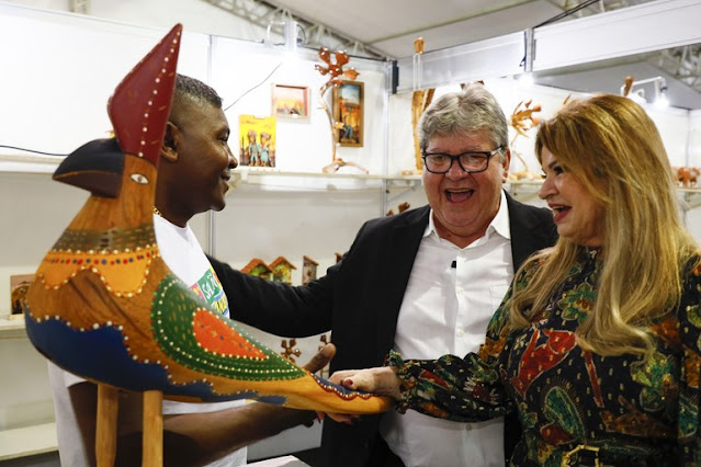 João Azevêdo abre 36° Salão do Artesanato Paraibano
