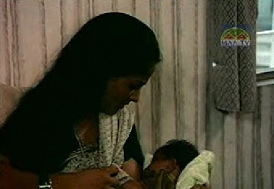 Hot Telugu Aunty Breastfeeding Video