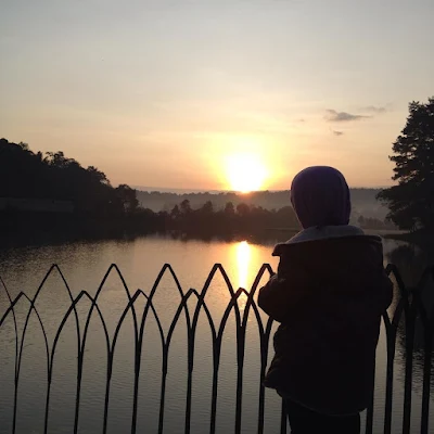 foto sunset di situ wanayasa