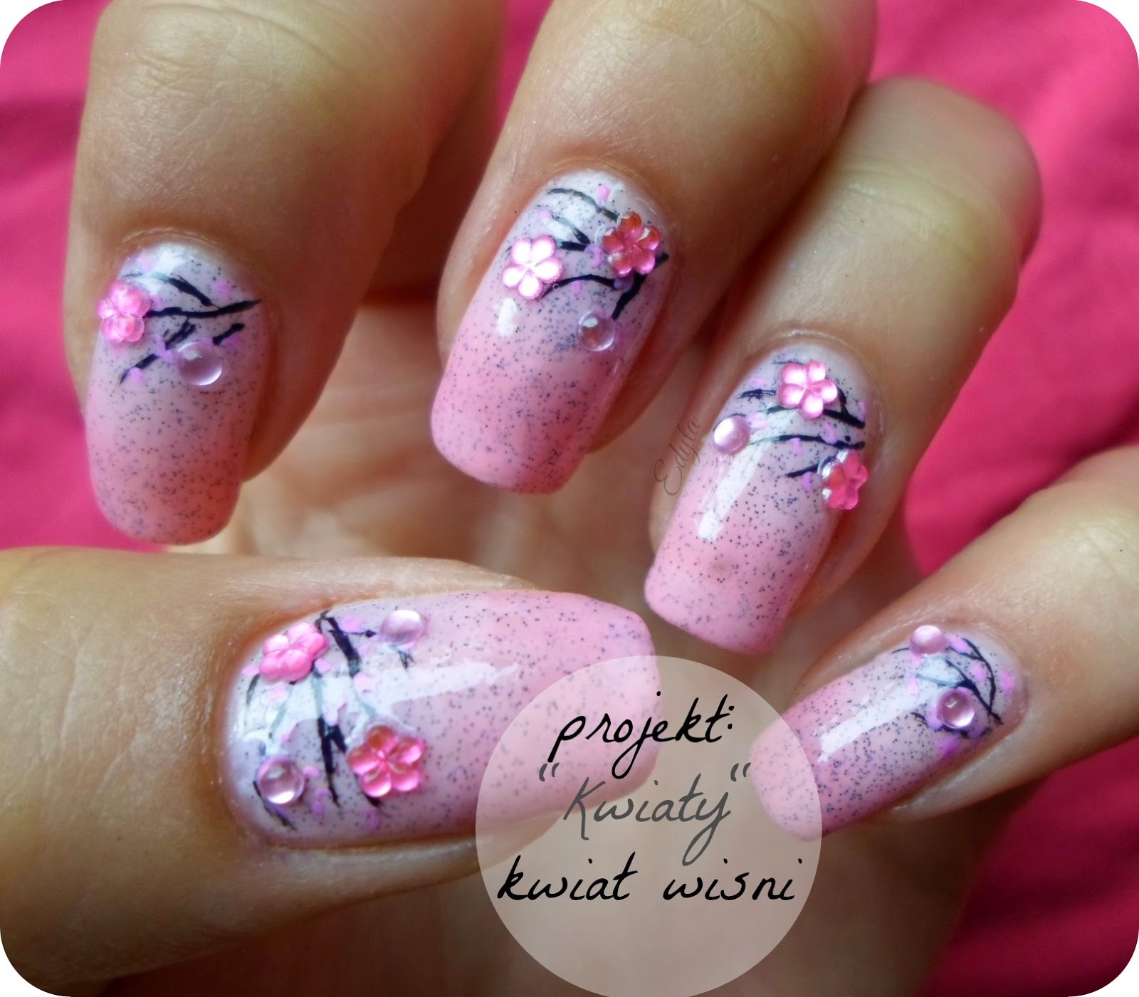 http://nailsandmore2.blogspot.com/2014/08/kwiaty-kwiat-wisni.html