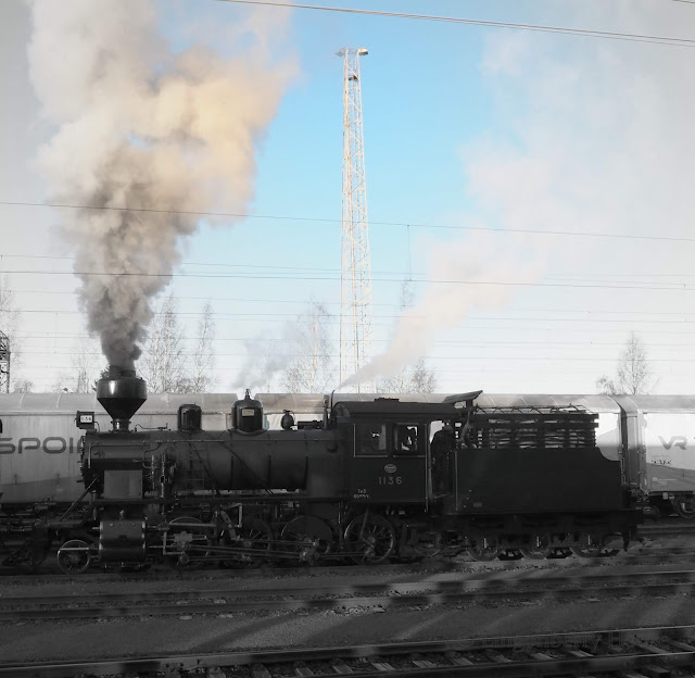 lingonberryhouse, höyryveturi, steam locomotive