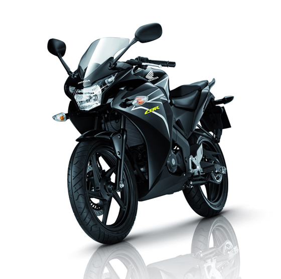 WORLD ON THE MOVE   Auto  Honda CBR 150R 2012 Launched in India