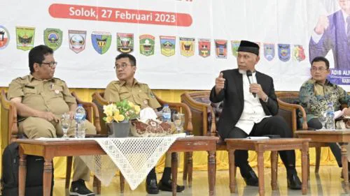 Gubernur Minta DPMPTSP Segera Benahi Berbagai Persoalan Perizinan di Sumbar