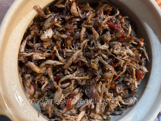 How to Cook "Spicy Chicken Adobo Flakes"