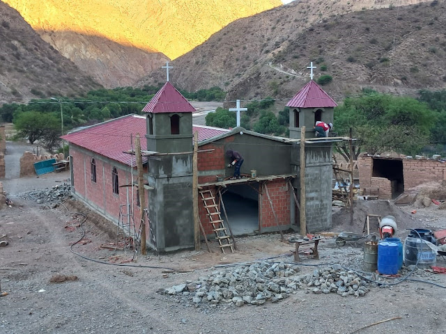 Foto: Pampa Grande eine neue Kapelle kurz vor der Fertigstellung