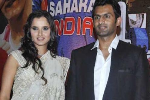  Sania Mirza and Shoaib Malik at war over India-Pakistan World Cup clash
