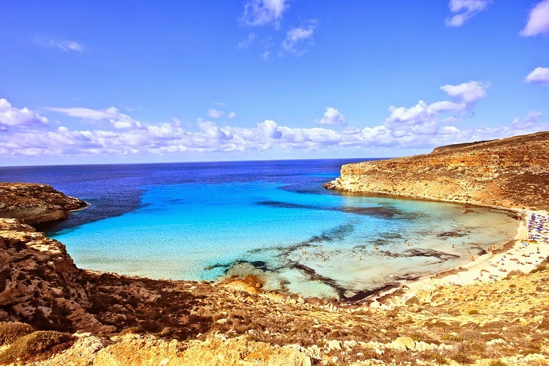 Pantai-Terindah-di-Dunia-Rabbit-di-Italia