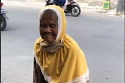 Nenek Viral Jualan Salak di Jogja Ternyata Punya 4 Rumah, Anak Bilang Tak Ada Paksaan Berjualan