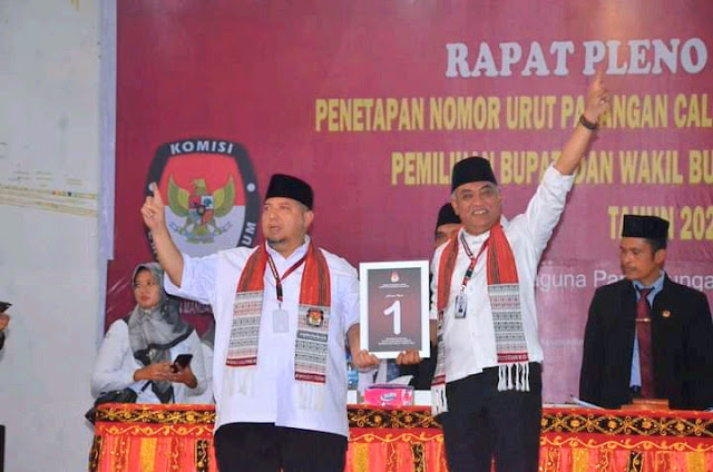 Usai Cabut Nomor Paslon, Harun-Ichwan Gelar Pawai Meriah di Mandailing Natal