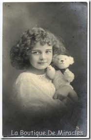 little-girl-with-bear-s