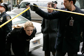 FRINGE: Olivia (Anna Torv, L), Peter (Joshua Jackson, R) and Walter (John Noble, C) arrive at a disturbing crime scene in the FRINGE episode 'Bad Dreams' airing Tuesday, April 21 (9:01-10:00 PM ET/PT) on FOX. ©2009 Fox Broadcasting Co. Cr: Craig Blankenhorn/FOX