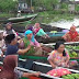 See the morning activities in the Floating Market of Lok Baintan