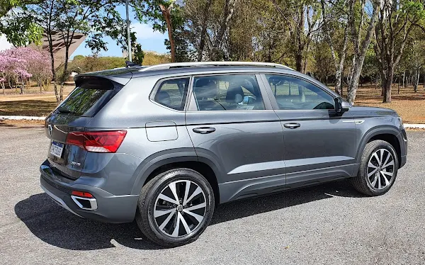 Volkswagen Taos Highline 2022 - Rodas de 18"