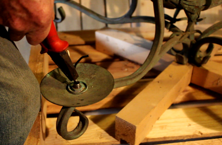 Rewire  and Refurbish a Vintage Light Fitting