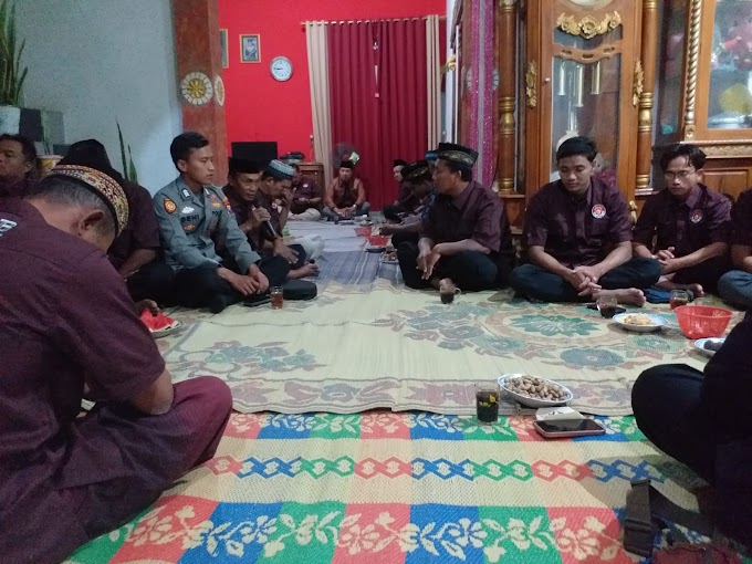 Kapolsek Balong Hadiri Pertemuan Rutin Sekaligus Silaturahmi Keluarga Besar FKPSB Kecamatan Balong 