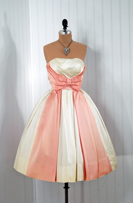 timelessvintageweddingdressmichellefront