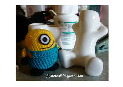 Crochet amigurumi mini minion pattern cute