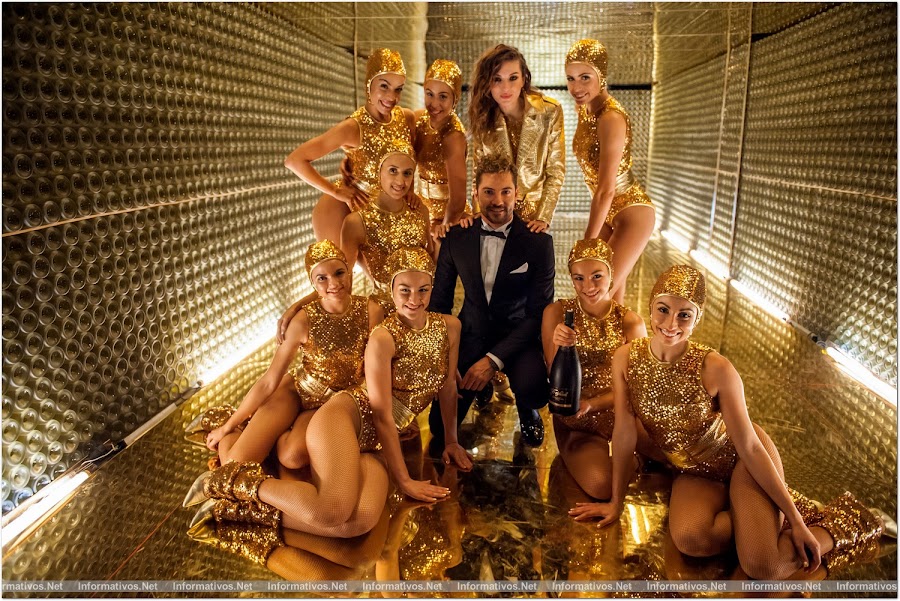 David Bisbal con la burbujas de Freixenet, anuncio 2014