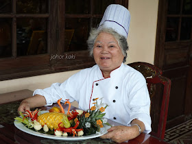 Hue-Royal-Dish-Tinh-Gia-Vien-Restaurant