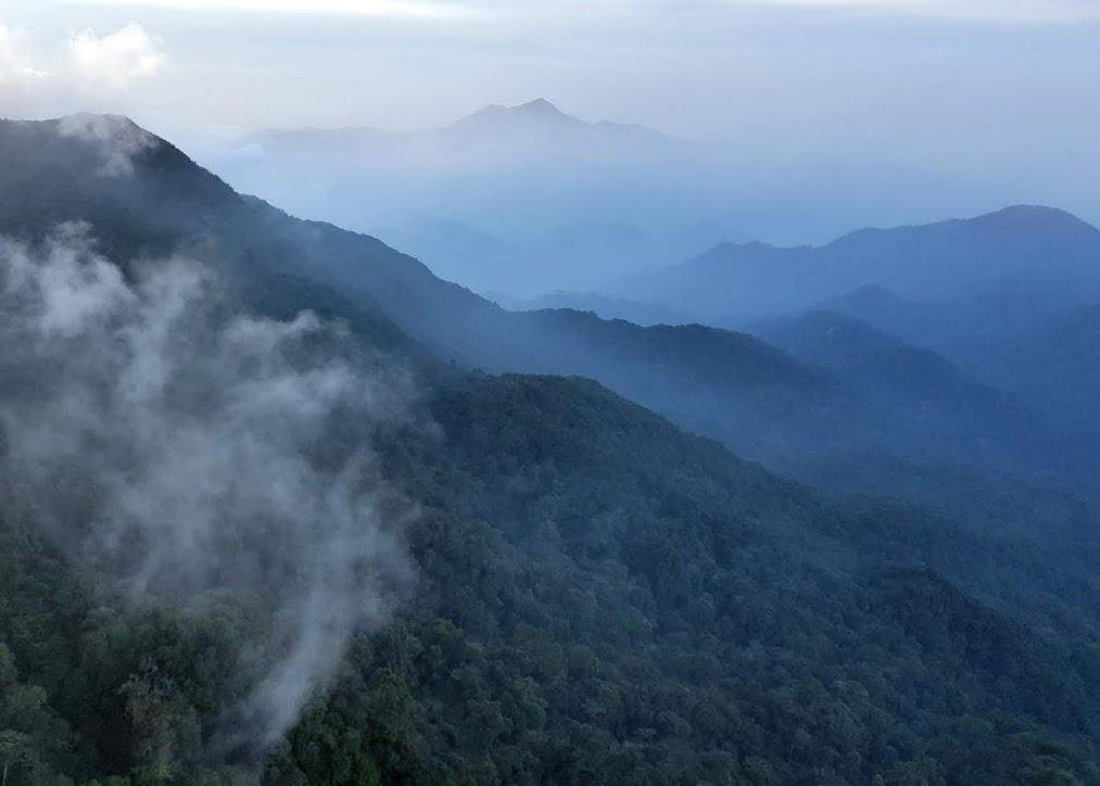 View of the surrounding mountains ranges. 5956 feet above sea level.