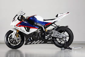 2011 motor BMW S1000RR Superbike